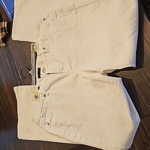 Ladies White a.n.a. a new approach jeans